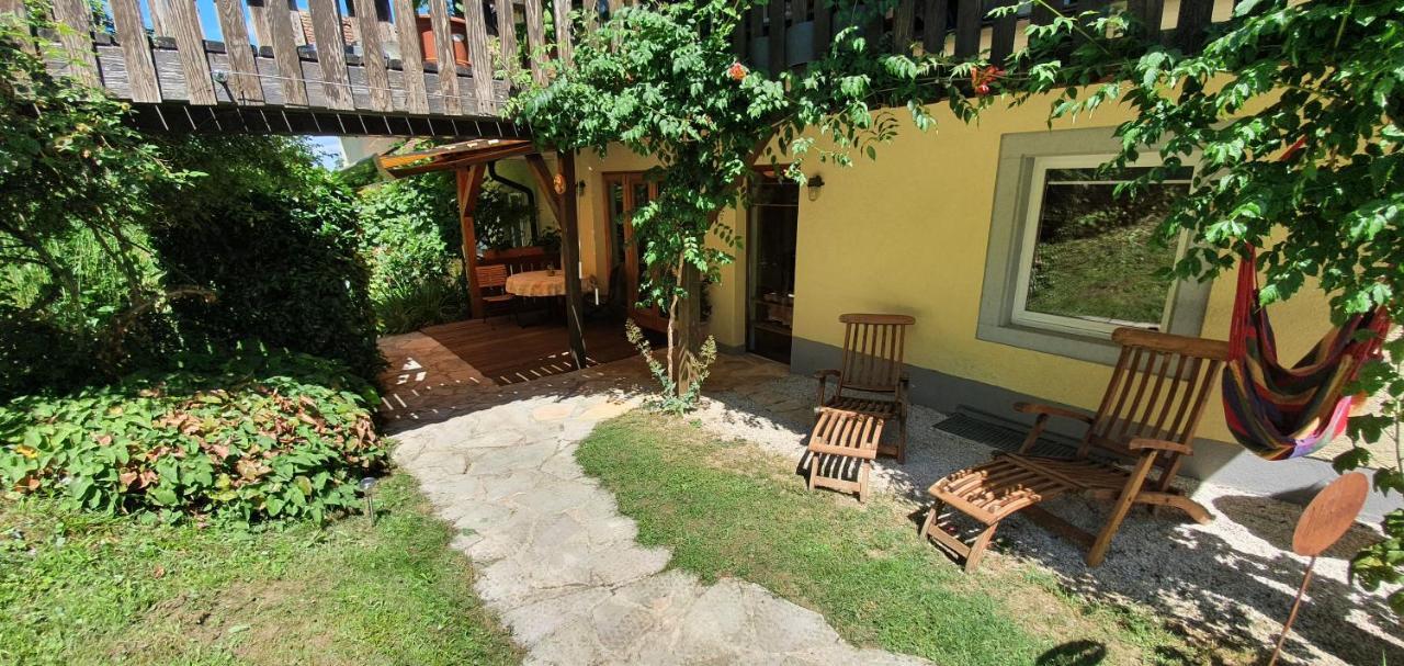 Paradies 2 Castellberg-Jakobsweg Ballrechten-Dottingen ภายนอก รูปภาพ