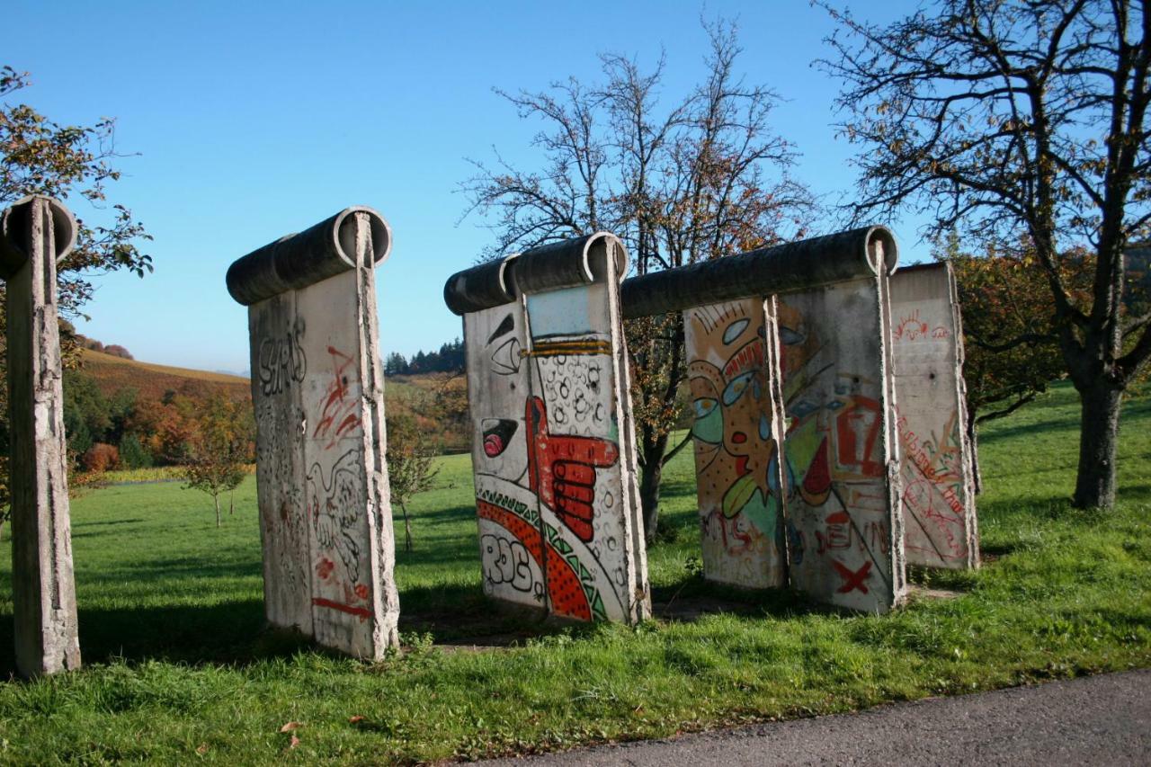 Paradies 2 Castellberg-Jakobsweg Ballrechten-Dottingen ภายนอก รูปภาพ